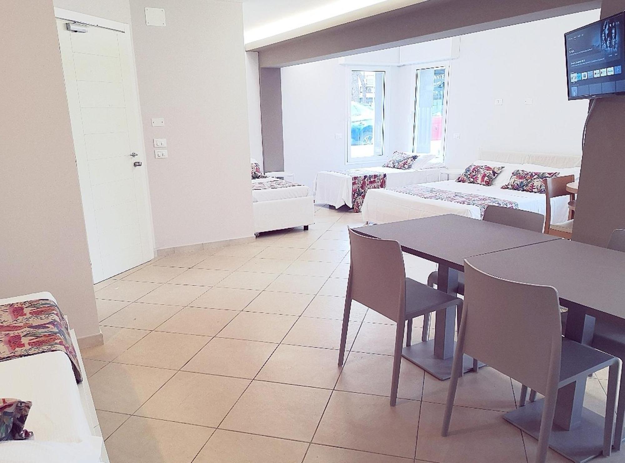 Hotel Amalfi - Smart Hotel Riccione Zimmer foto