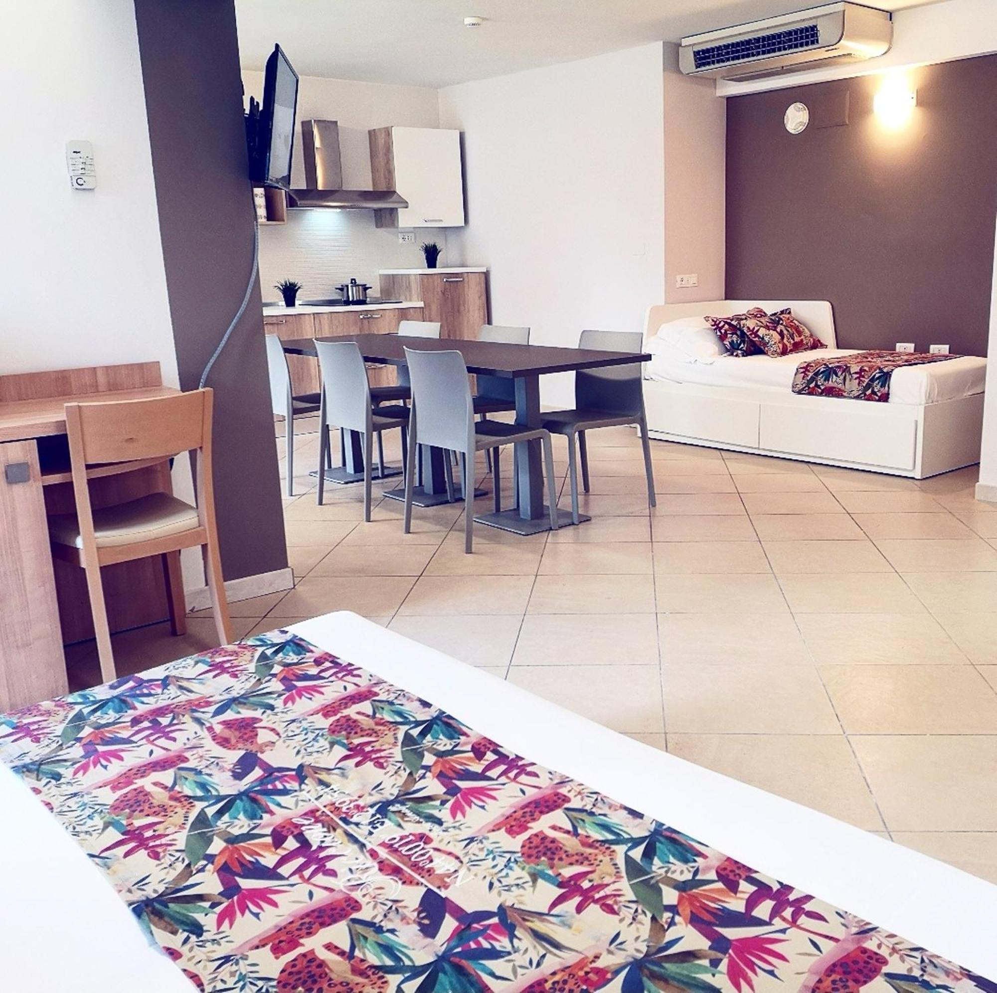 Hotel Amalfi - Smart Hotel Riccione Zimmer foto